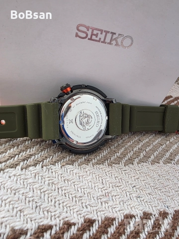 Seiko Prospex Tuna V157-0DE0 SNE547P1 Divers Solar Street Series Green Olive/Black, снимка 9 - Мъжки - 52928287