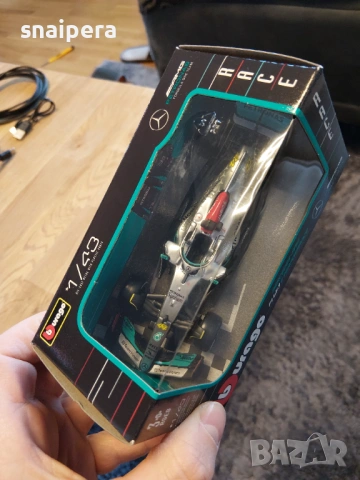 Сувенирна количка на Мерцедес от Формула 1, снимка 3 - Колекции - 53575797