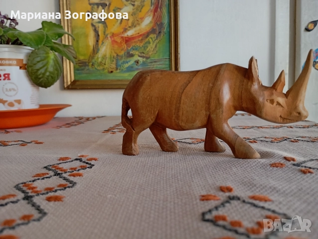 Кутийка за бижута и Носорог от Абанос, Кинкалерия 2, Конци, Тиранти, Ресни, Връзки за обувки и дрехи