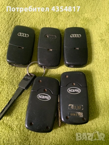 Оригинални 3бр и Аналогови 2бр Ключове за  Audi, снимка 2 - Части - 53291657