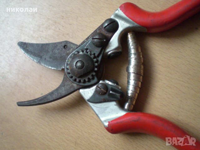 лозарска ножица Felco Fiscar, снимка 4 - Градински инструменти - 35799032