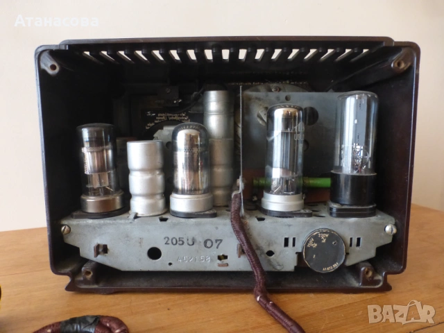 Бакелитово лампово радио Philips Филипс 1943 г WW2 Tuner, снимка 13 - Антикварни и старинни предмети - 53013792