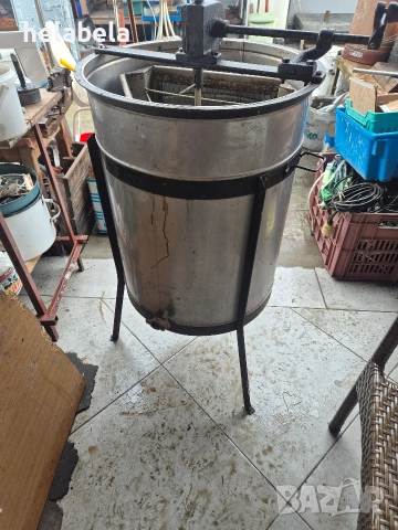 продавам центрофуга за мед, снимка 2 - За пчели - 52620421