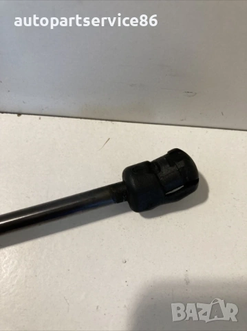 Газов амортисьор за преден капак за Volvo C30 1.6 TDI 109HP (2012) 31218478, снимка 3 - Части - 53833275