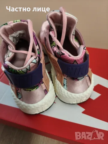 Дамски маратонки "Nike huarache"-37,5 номер, снимка 4 - Маратонки - 56243608