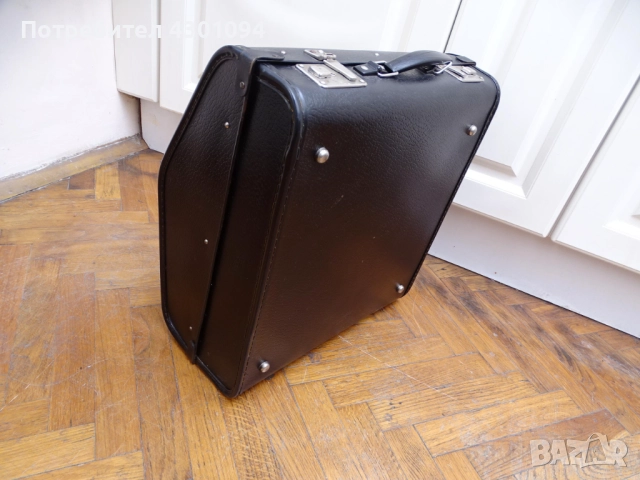 Много запазен куфар за акордеон, снимка 2 - Акордеони - 51773793