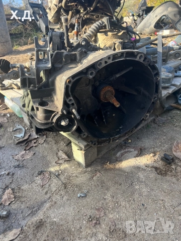 Ръчна Скоростна кутия Рено Сценик 1.9DCI 120кс 2004г, снимка 2 - Части - 52297177