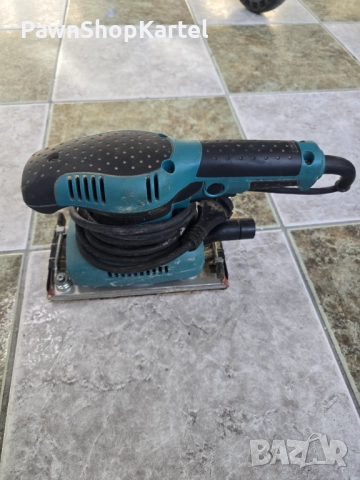 Продавам виброшлайф Makita BO3710