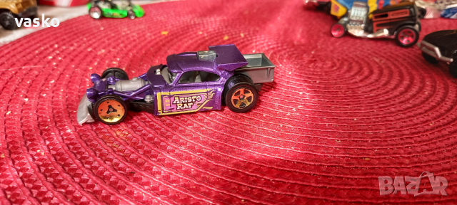 HOTWHEELS 2016-интересна