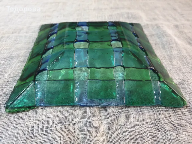 Стъклена квадратна фруктиера от цветно стъкло, снимка 4 - Аксесоари за кухня - 48916266