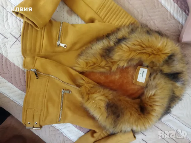 Уникално дамско яке цвят горчица със сваляща се яка размер S