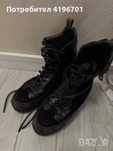 Обувки LV, снимка 2 - Дамски ботуши - 51935838