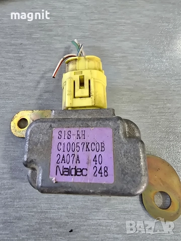 C10057KC0B Краш сензор десен Mazda 