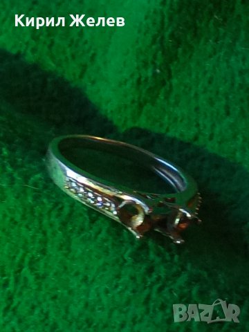 СТАР СРЕБЪРЕН ПРЪСТЕН СРЕБРО 925 с ГНЕЗДА за ИНКРУСТИРАНЕ на 3 СКЪПОЦЕННИ КАМЪЧЕТА 28765