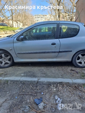 Продавам Peugeot 206,1.6 16V 2002 год., снимка 5 - Автомобили и джипове - 53810666