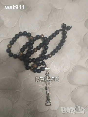 броеница с кръст