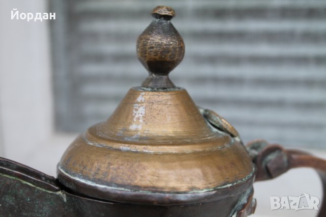 Стара ръчно кована медна арабска кана , снимка 3 - Антикварни и старинни предмети - 41002325