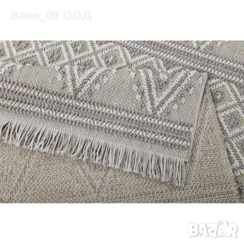 Килим в сиво 120х160см, снимка 4 - Килими - 41948364