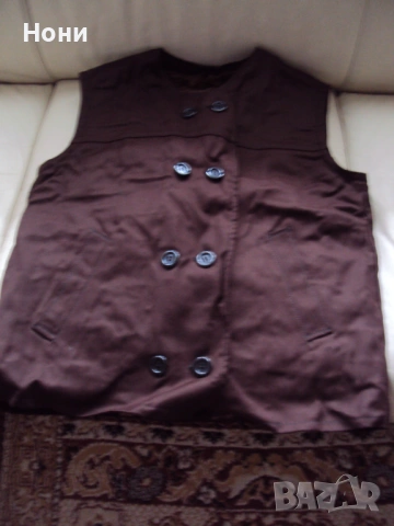 Елече с подплата от агнешка кожа на фабрика "Пулпудева" - Пловдив, снимка 5 - Елеци - 53270674