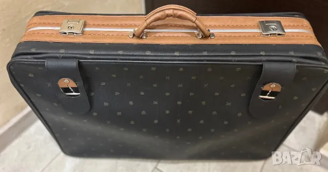 С колела Голям куфар Saxoline Германия 🇩🇪, снимка 5 - Куфари - 47960206