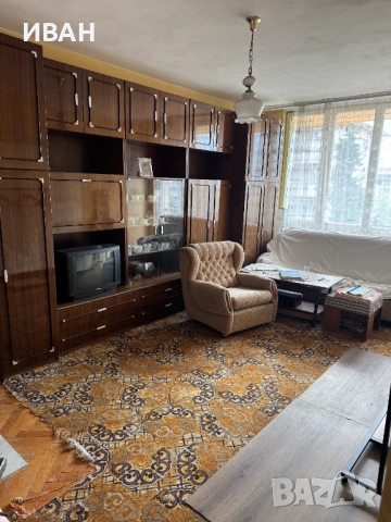 Продава МНОГОСТАЕН апартамент до Аязмото , снимка 3 - Апартаменти - 49512499