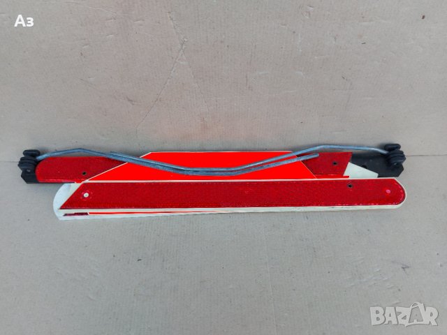 BMW E39 авариен триъгълник БМВ Е39, снимка 3 - Аксесоари и консумативи - 40370357