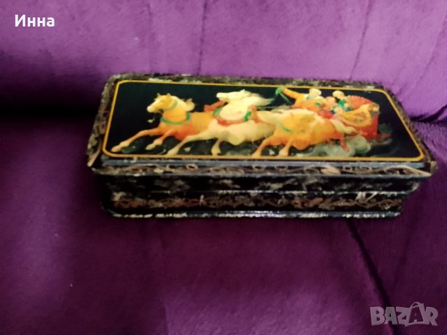 Продавам кутийка за бижута и мъниста, снимка 6 - Колиета, медальони, синджири - 44414655