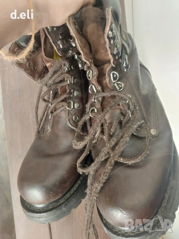 BIRKENSTOCK и TROTTERS. Thinsulate. Size 42 100% Кожа Туризъм и Лов , снимка 8 - Мъжки боти - 49463174