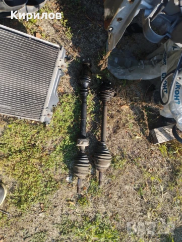 Предна лява и дясна полуоски  за Renault Megane Scenic 1.9DTI 98к.с. (1997-2002)