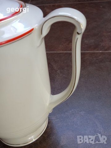 Немски порцеланов чайник , снимка 2 - Аксесоари за кухня - 35835389