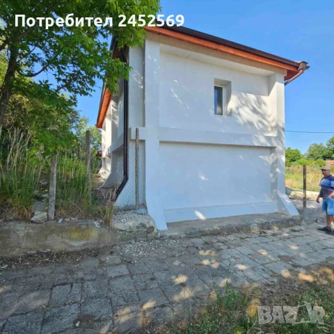 Продавам двуетажна къща в с.Изгрев,общ.Суворово,обл.Варна, снимка 12 - Къщи - 50799712