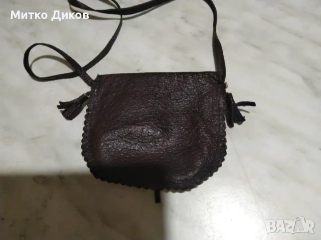 Портфейл калъвче естествена кожа за врата 98х82мм, снимка 5 - Портфейли, портмонета - 49797131