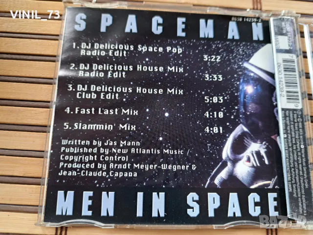Men In Space – Spaceman, снимка 3 - CD дискове - 50385663