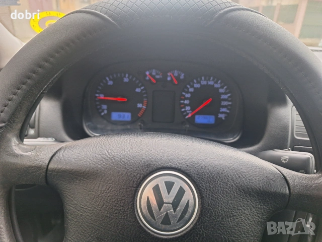Фолксваген  БОРА 1.9ТДИ КЛИМАТИК, снимка 11 - Автомобили и джипове - 53063328