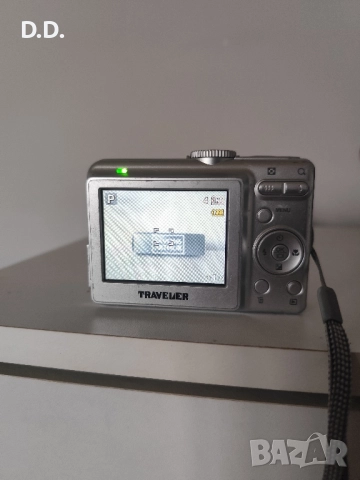 Дигитален фотоапарат Traveler DC7900, снимка 2 - Фотоапарати - 52208801
