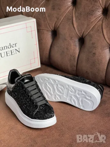 Alexander McQueen дамски маратонки , снимка 2 - Маратонки - 48370357