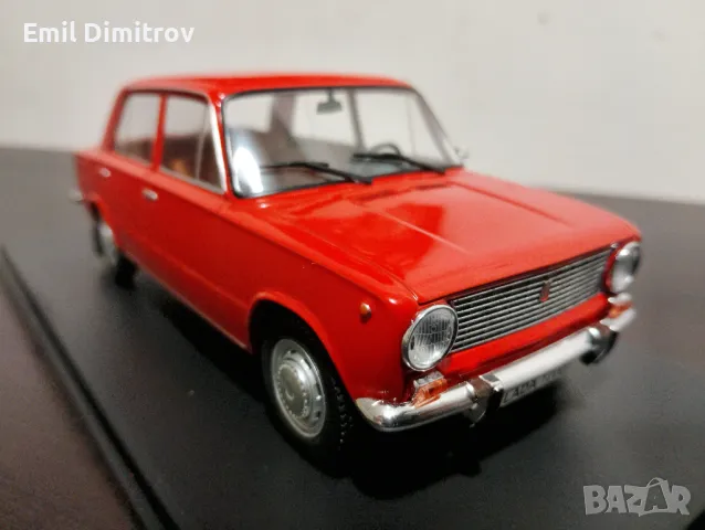 Колекционерско моделче на ВАЗ-2101, Жигули, в мащаб 1:24, снимка 8 - Колекции - 39713720