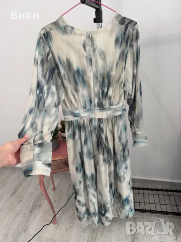 Красива рокля на H&M в размер М, снимка 16 - Рокли - 48428401