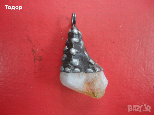 Камък минерал друза в обков , снимка 3 - Колекции - 44715173