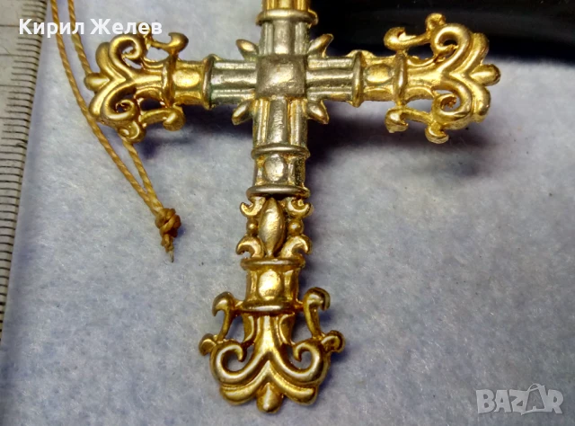 СТАР в БАРОКОВ СТИЛ ПОЗЛАТЕН ГОЛЯМ НАГРЪДЕН КРЪСТ МАЙСТОРСКА РЕТРО АРТ ИЗРАБОТКА 38144, снимка 3 - Антикварни и старинни предмети - 51255663