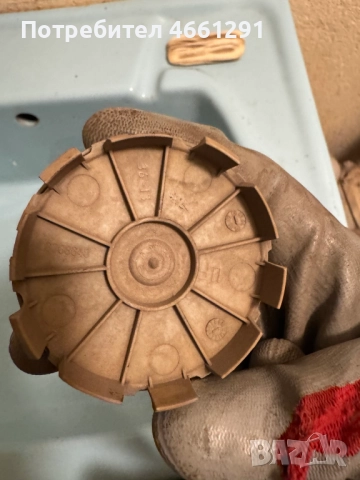 Оригинална капачка за джанти на BMW само за 25лв. броя 6768640, снимка 2 - Аксесоари и консумативи - 52560616