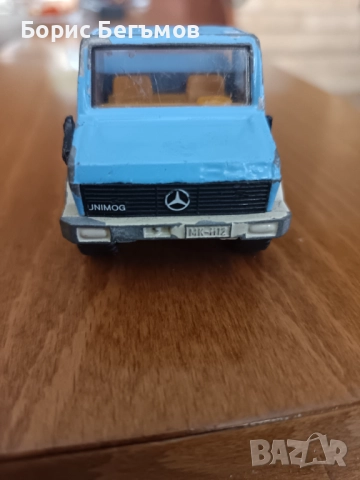Метално камионче Мерцедес/Siku 1620 Mercedes Benz , снимка 2 - Колекции - 52910313