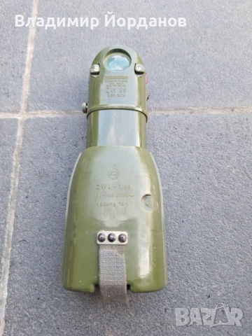  Военен фенер с три основни светлини и зарядно