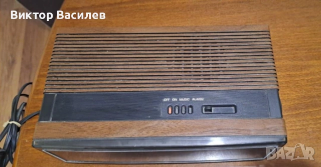 Американски ретро радио часовник General Electric Flip clock, снимка 6 - Антикварни и старинни предмети - 53456192