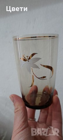 Голяма,стъклена гарафа и 5 чаши от цветно стъкло - ръчно рисувани с позлата., снимка 2 - Антикварни и старинни предмети - 36009270