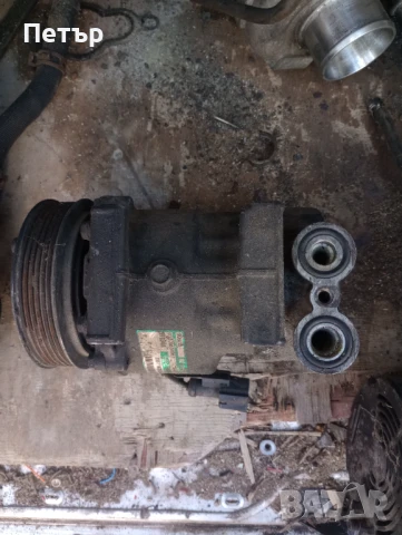 Компресор климатик Форд фиеста 5 1.4тдци  2S6119D629AE SD6V12, снимка 2 - Части - 50678889