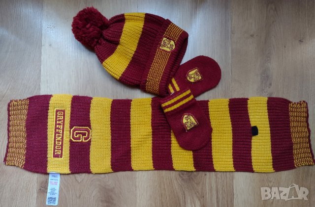 Harry Potter - комплект шапка, шал и ръкавици на марката Marks & Spencer, снимка 2 - Комплекти за бебе - 42671870