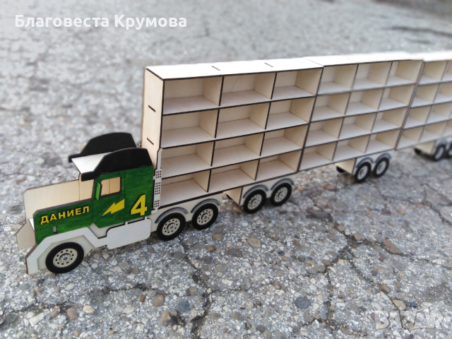 Камион с място за колички, снимка 10 - Играчки за стая - 30167248