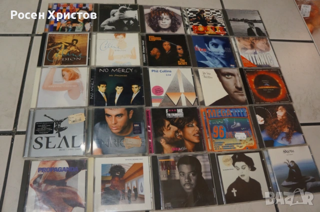 Оригинални използвани компакт дискове