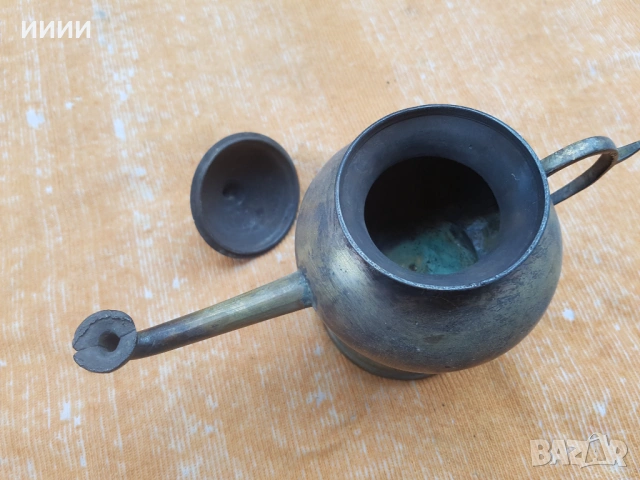 Бронзова маслена лампа, снимка 2 - Антикварни и старинни предмети - 53432225